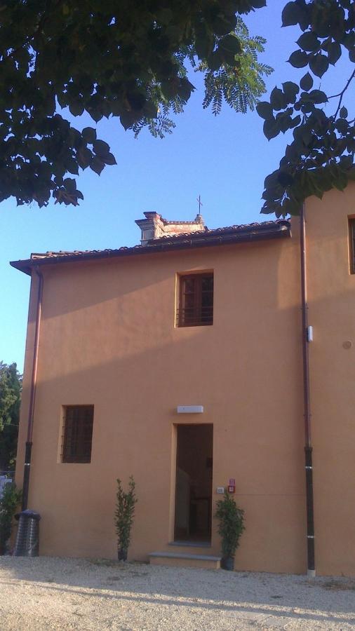 Hostal Badia Altopascio Eksteriør bilde
