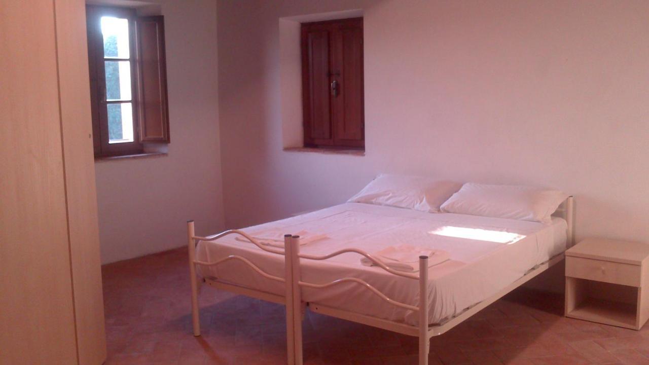 Hostal Badia Altopascio Eksteriør bilde